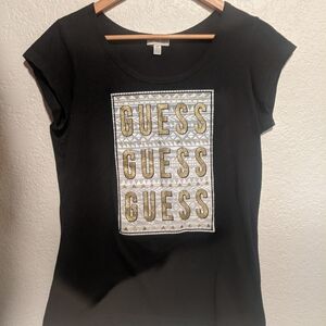 GUESS Women's Black Graphic Tee